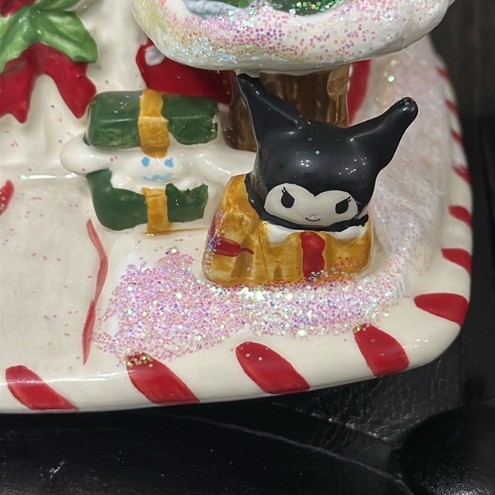 Blue Sky Clayworks Hello Kitty & Friends Christmas Red Striped Candle House - Picture 4 of 14